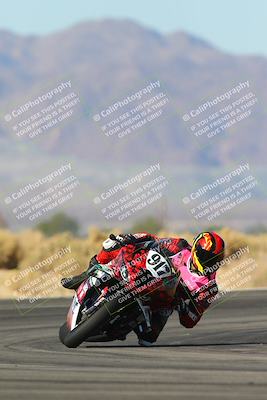 media/Dec-06-2024-CVMA Friday Practice (Fri) [[e1d1c5d4fc]]/4-Group 4 and Trackday/Session 4 (Turn 16)/
